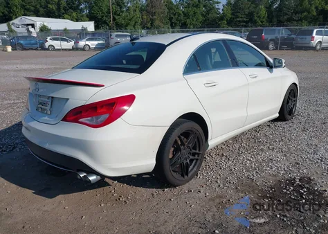 2015 Mercedes-Benz Cla 250 z USA, uszkodzony, nr VIN WDDSJ4EB8FN266956